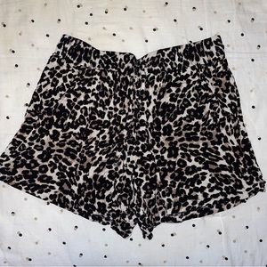 🆕 Cheetah Print Shorts
